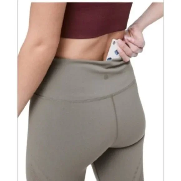 Lululemon REAVEAL TIGHT CARBON DUST LEGGING - Picture 3 of 16